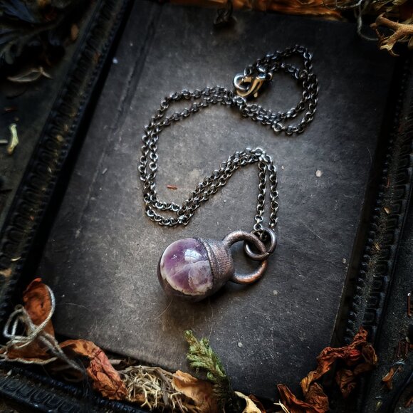 Amethyst Oracle Necklace - Picture 3 of 6